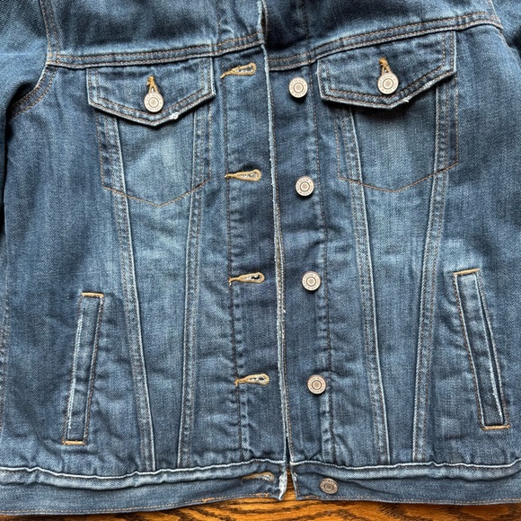 GAP Blue Denim Jacket with White Sherpa Collar and Lining S - Picture 6 of 10